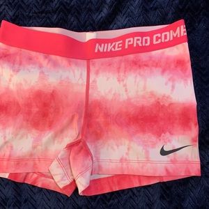 Nike Pro